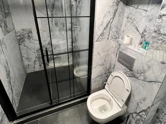 Deluxe Oda Alt Kat, Havuz veya Bahçe Manzaralı, Balkonlu