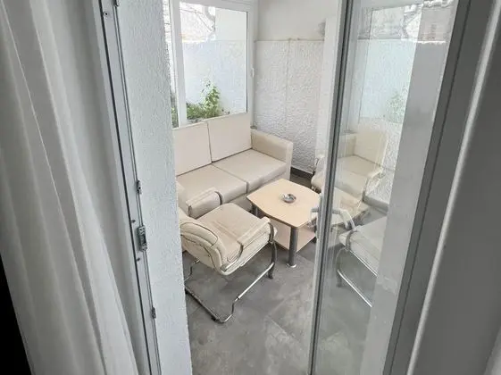Deluxe Oda Alt Kat, Havuz veya Bahçe Manzaralı, Balkonlu