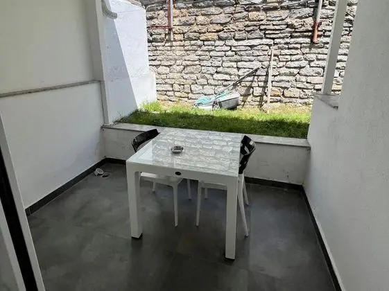 Deluxe Oda Alt Kat, Havuz veya Bahçe Manzaralı, Balkonlu