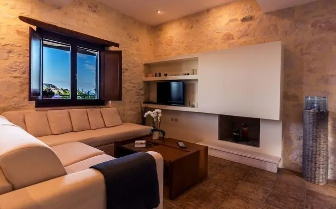 Executive Villa, 3 Yatak Odası, Kişiye Özel Havuzlu, Deniz Manzaralı