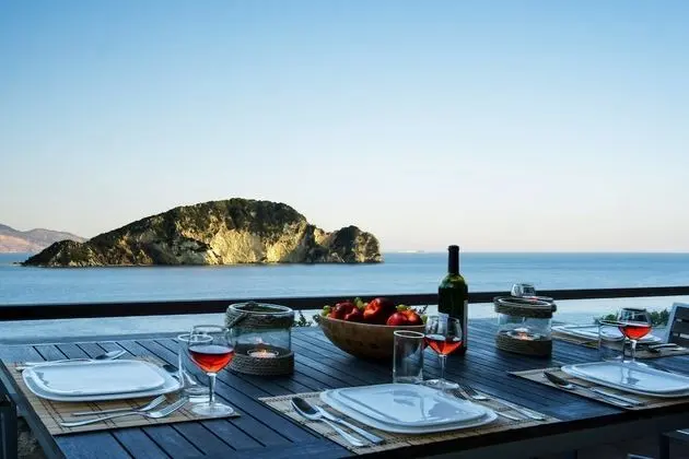 Executive Villa, 3 Yatak Odası, Kişiye Özel Havuzlu, Deniz Manzaralı