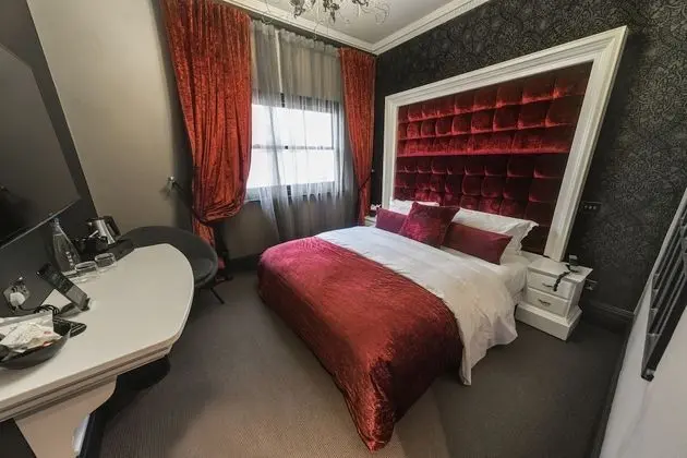 Deluxe Tek Büyük Yataklı Oda, 1 Büyük (Queen) Boy Yatak