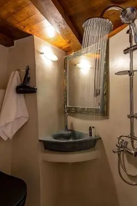 Superior Castle Suite