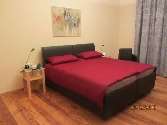 Comfort Tek Büyük Yataklı Oda