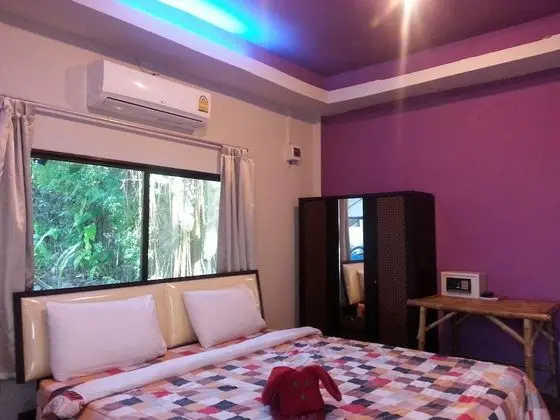 Standard Bungalov, Havuz Manzaralı