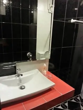 Superior Tek Büyük Yataklı Oda, Havuz Manzaralı