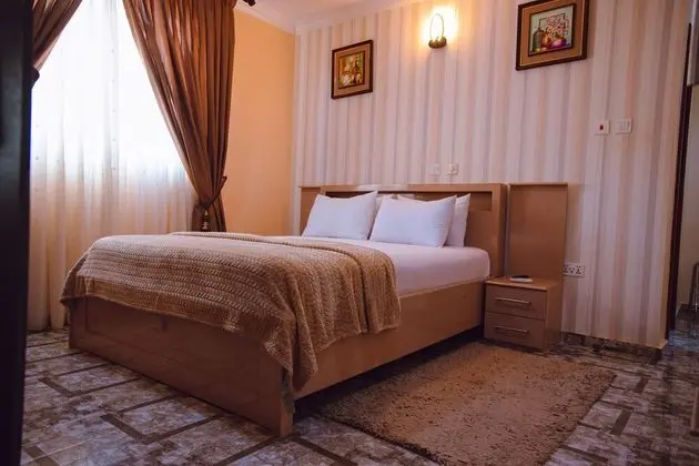 Basic Oda, 1 Tek Kişilik XL Yatak