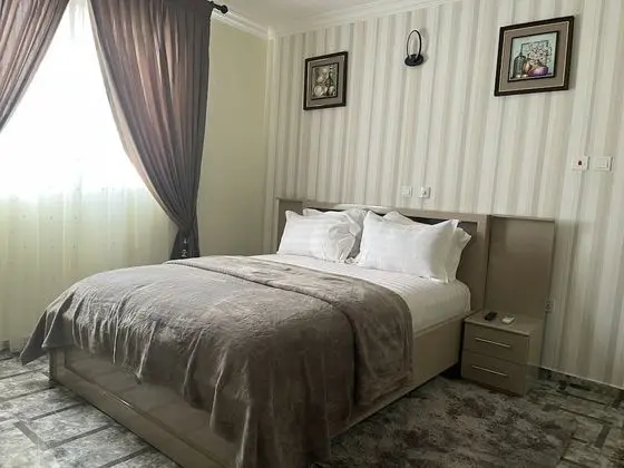 Basic Oda, 1 Tek Kişilik XL Yatak