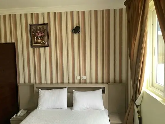 Basic Oda, 1 Tek Kişilik XL Yatak