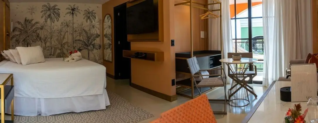 Master Suite, Partial Ocean View