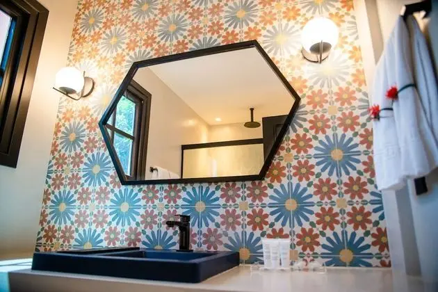 Master Suite, Partial Ocean View