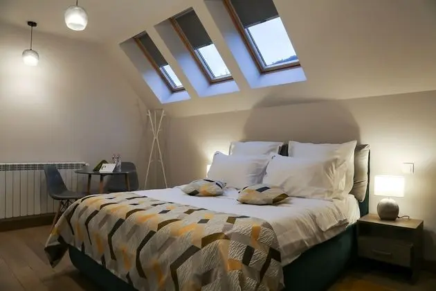 Studio - Mansard