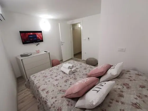 Apart Daire, 2 Yatak Odası, Sigara İçilebilir, Buzdolabı