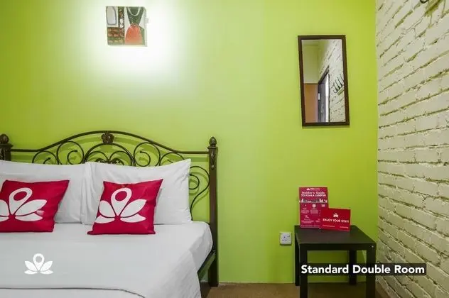 Standard Tek Büyük Yataklı Oda