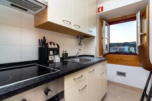 Apart Daire, 2 Yatak Odası, Sigara İçilmez