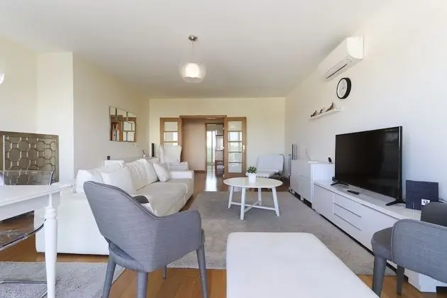 Apart Daire, 2 Yatak Odası, 2 Banyolu, Nehir Manzaralı