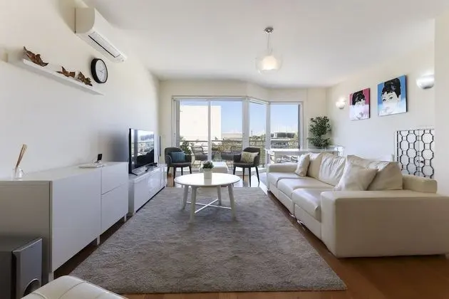 Apart Daire, 2 Yatak Odası, 2 Banyolu, Nehir Manzaralı