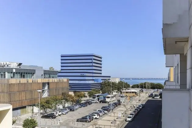 Apart Daire, 2 Yatak Odası, 2 Banyolu, Nehir Manzaralı