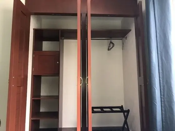 Ev