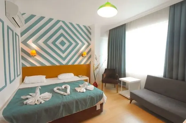 Deluxe Tek Büyük Yataklı Oda