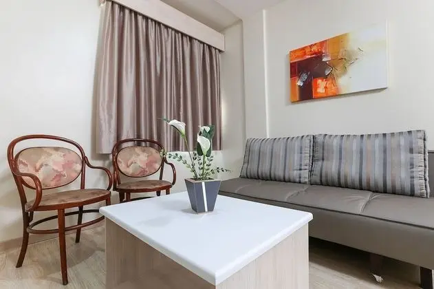 Süit, 1 Çift Kişilik Yatak ve Çekyat (Double)