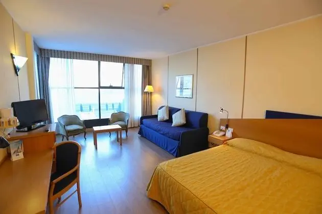 Deluxe Dört Kişilik Oda