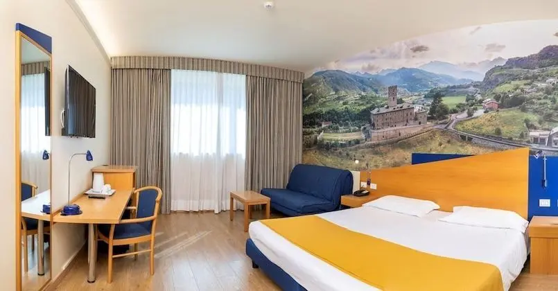 Superior Tek Büyük veya İki Ayrı Yataklı Oda