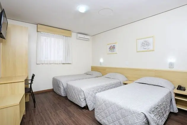 Standard Üç Kişilik Oda, 3 Tek Kişilik Yatak