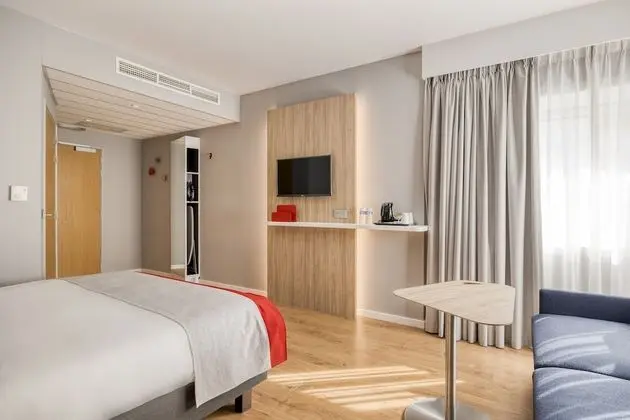 Standard Oda, 1 Çift Kişilik Yatak, Engellilere Uygun