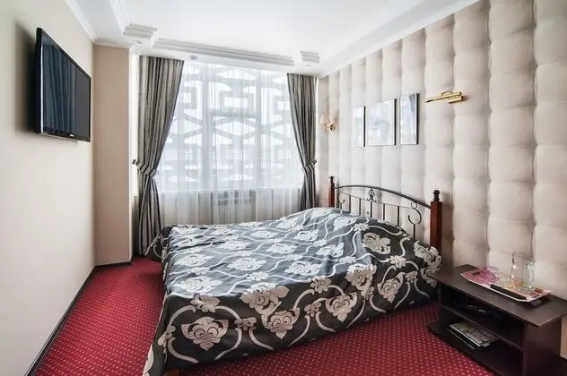 Standard Tek Büyük Yataklı Oda