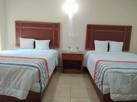 Family Tek Büyük Yataklı Oda