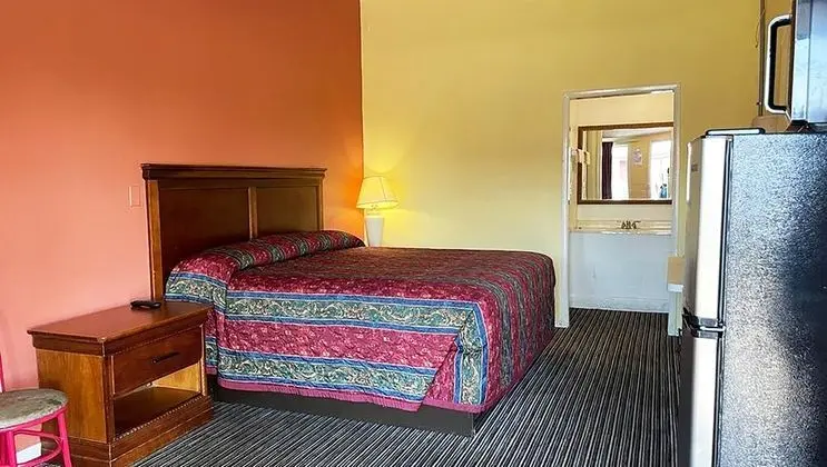 Oda, 1 En Büyük (King) Boy Yatak, Engellilere Uygun, Sigara İçilmez