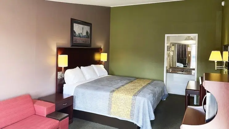 Oda, 1 En Büyük (King) Boy Yatak, Engellilere Uygun, Sigara İçilmez