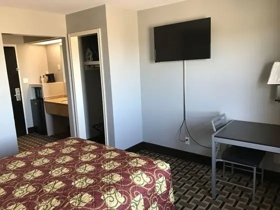 Standard Oda, 1 Büyük (Queen) Boy Yatak, Sigara İçilmez