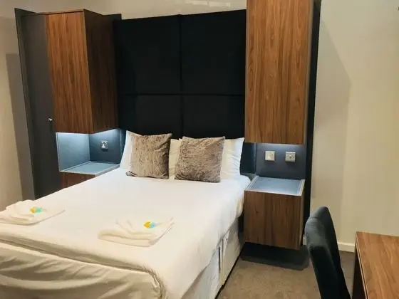Double Room - En suite