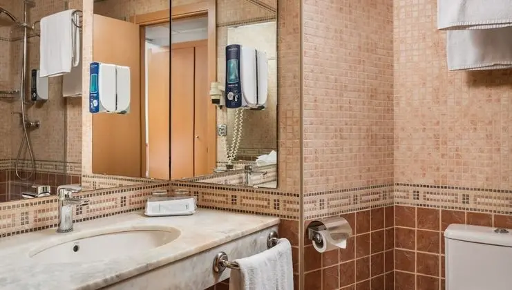 Tek Büyük Yataklı Oda (2 adults)