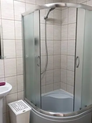 Basic Oda, Sadece kadınlar için