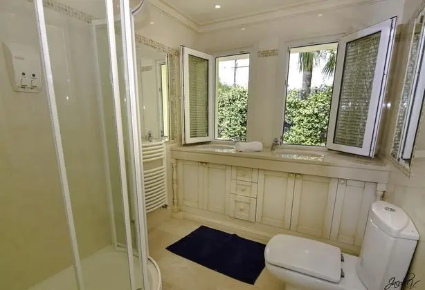 Villa, 5 Yatak Odası