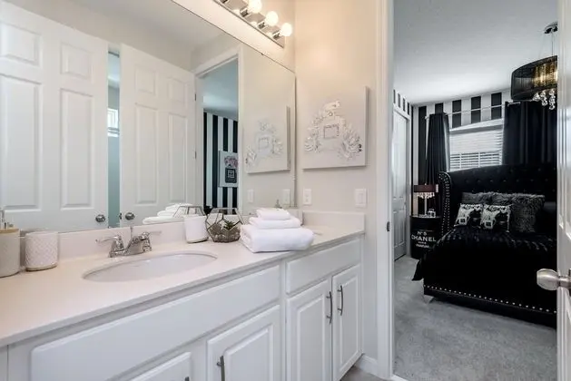 Villa (Solara Resort 9 Bedroom  6 Bathroom R)