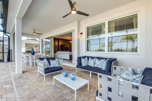 Villa (Solara Resort 9 Bedroom  6 Bathroom R)