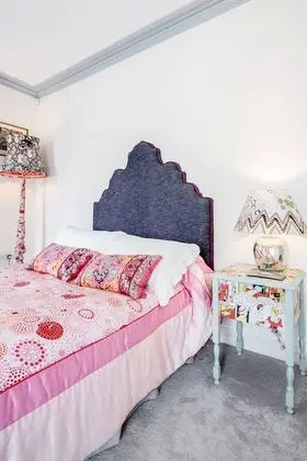 Basic Tek Büyük veya İki Ayrı Yataklı Oda