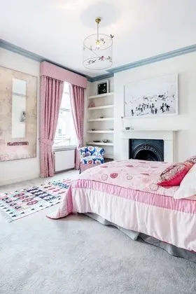 Basic Tek Büyük veya İki Ayrı Yataklı Oda