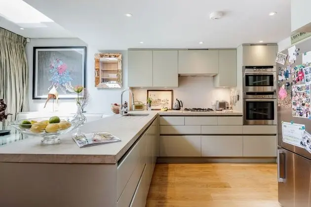 Basic Tek Büyük veya İki Ayrı Yataklı Oda