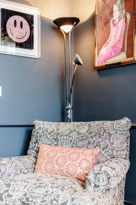 Basic Tek Büyük veya İki Ayrı Yataklı Oda