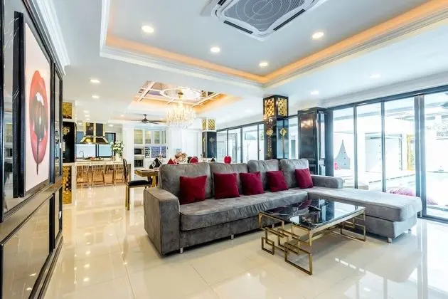 Luxury Villa