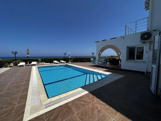 Villa, Sigara İçilebilir