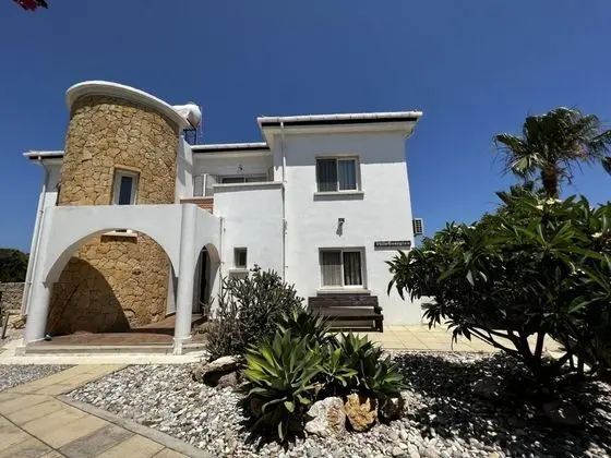 Villa, Sigara İçilebilir