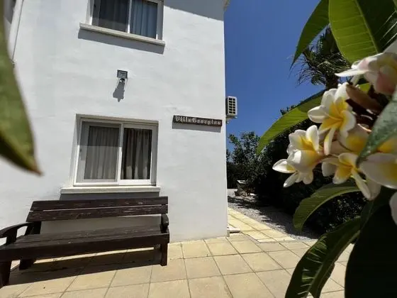 Villa, Sigara İçilebilir