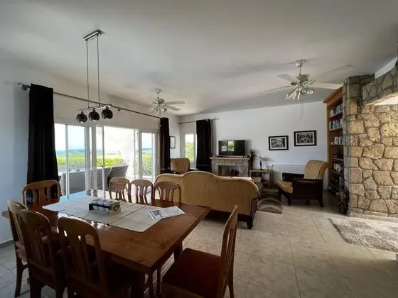Villa, Sigara İçilebilir