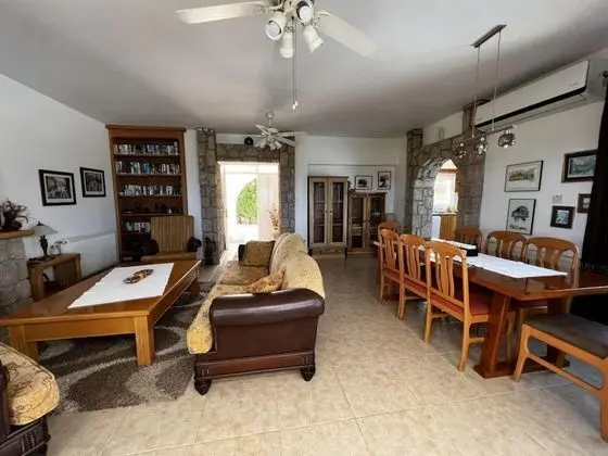 Villa, Sigara İçilebilir